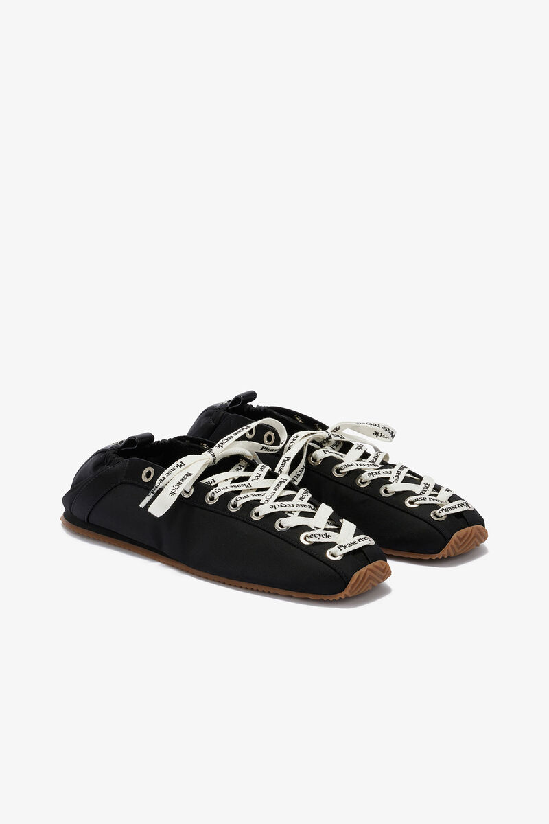 Sporty Ballerina in Black